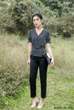Jumpsuit kẻ