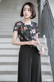 Jumpsuit họa tiết hoa