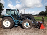 Máy kéo Ford 7840