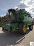 Máy thu hoạch ngô hạt John Deere 2256