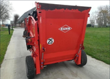 Máy phun đệm lót chuồng