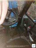 Máy xúc lốp Doosan DX55 năm 2006