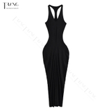 ĐẦM BODYCON DÁNG DÀI NHẤN EO LISA MÀU ĐEN