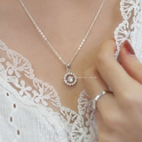 Dây chuyền bạc Việt Nam tròn đá nhọn ổ đá giữa