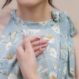 Dây chuyền bạc Việt Nam vắt chéo sợi đá giọt nước