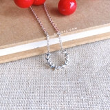 Dây chuyền bạc Việt Nam vòng nguyệt quế đá giữa