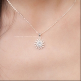 Dây chuyền bạc Việt Nam hoa cúc mâm xôi