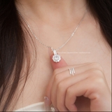 Dây chuyền bạc Việt Nam tròn đá viền đá thanh dọc đá