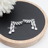 Khuyên tai bạc Việt Nam lá cong đá rơi