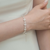 Lắc tay bạc Việt Nam hoa năm cánh ổ đá sole