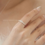 Nhẫn bạc Việt Nam ổ đá bốn chấu cạnh tim