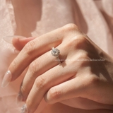 Nhẫn bạc Việt Nam ổ đá bốn chấu viền đá tròn