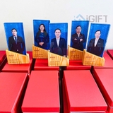 Kỷ niệm chương cá nhân hóa - In logo Hùng Hậu Group