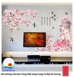 Decal dán tường nghệ thuật cổ trang cô gái giữa vườn đào