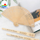 Quạt gỗ chụp hình sự kiện quà tặng Cảnh Đông – Khắc laser theo yêu cầu