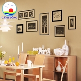 Decal dán tường lá xanh và khung tranh đen trắng combo trang trí lạ mắt