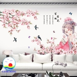 Decal dán tường nghệ thuật cổ trang cô gái giữa vườn đào