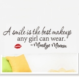 Giấy dán tường  truyền động lực A SMILE IS THE BEST MAKE UP ENY GIRL CAN WEAR