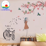 Decal dán tường cô gái dưới hoa đào thơ mộng – combo trang trí