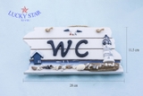 Bảng hiệu gỗ treo cửa WC