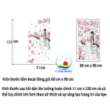 Decal dán tường nghệ thuật đàm đạo  giữa vườn đào