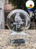 Quả pha lê khắc 3D con Khỉ tặng kèm đế pha lê sang trọng