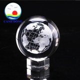 Qủa pha lê thế giới 6cm kèm đế đèn gỗ ánh sáng trắng