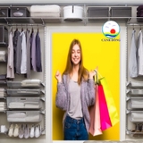 Tranh dán tường cô gái yêu mua sắm trang trí cửa hàng thời trang, siêu thị kích thích mua sắm thỏa mãn dán kính, tường, gỗ -  in size theo yêu cầu trên nhiều chất liệu - sẵn keo dán dễ