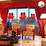 Chữ Hỷ dán kính xe cưới, dán kính trang trí phòng cưới không cần keo chỉ cần xịt nước lên mặt kính