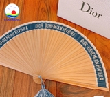 Quạt sự kiện quà tặng cao cấp in logo thương hiệu vải 1 mặt và khắc chữ lên nan theo yêu cầu combo 200 cái