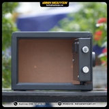 Khoang trong két sắt mini Safiron 25LBF bọc nỉ cao cấp sang trọng, chống trầy xước