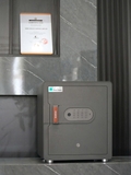 Két Sắt Mini Thông Minh Xiaomi CRMCR 45MS – Vân Tay Báo Đúng Tên Người Mở, 8 Chế Độ Cảnh Báo Điện Thoại, Cửa Tự Động Mở