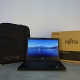 FUJITSU Notebook LIFEBOOK E5410 (i3-10110U/ Ram 4GB/ SSD 256GB/ 14 inch HD Anti Glare)