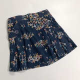 Chân váy họa tiết nền navy Green Leave. HA0186