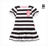 Váy cotton kẻ đen trắng logo gấu nâu bé gái Jelis. HA5157
