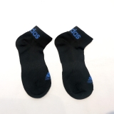 Tất Adidas đen chữ xanh xuất Nhật. HA0774
