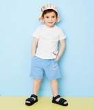 Áo cotton trơn thêu chữ Hej gấu áo bé trai. HA2898