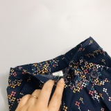 Chân váy họa tiết nền navy Green Leave. HA0186