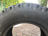 Lốp 13.0/65-18 hiệu BKT xuất xứ Ấn Độ, lắp trên xe xúc lật