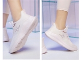 Giày nữ Xtep 878118110044