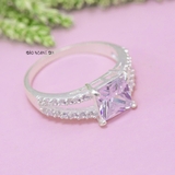 Nhẫn Bạc Nữ Đính Đá Vuông Sang Trọng N2409010056