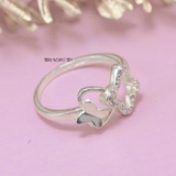 Nhẫn Bạc Nữ Trơn Thiết Kế Đính Đá Cách Điệu N2408260022