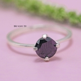 Nhẫn Bạc Nữ Phong Thủy Đá Đen N2409040122