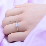 Nhẫn Bạc Nữ Thiết Kế Hình Tròn Đính Đá Sang Trọng  N2409010098