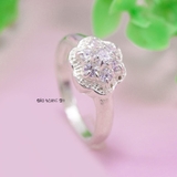Nhẫn Bạc Nữ Hình Bông Hoa Đính Đá N2409010001