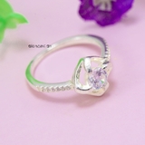 Nhẫn Bạc Nữ Thiết Kế Hình Quả Trám Đính Đá Sang Trọng  N2409010096