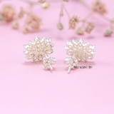 Bông Tai Bạc Nữ S925  Kiểu Nụ Hình Bông Hoa 6 Cánh Kết Hợp Viên Đá Tròn Sáng Tạo H2410230075