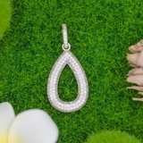 Mặt Dây Chuyền Bạc Nữ Chiếc Lá Rỗng Đính Nhiều Đá Nhỏ Lấp Lánh M2409240031