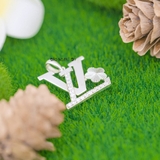 Mặt Dây Chuyền Bạc Nữ Logo LV Trơn Ít Đá Bông Hoa Nhỏ M2409220025