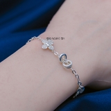 Lắc Tay Bạc Nữ S925 Hoa 4 Cánh Đính Đá Xinh Xắn L2410160025